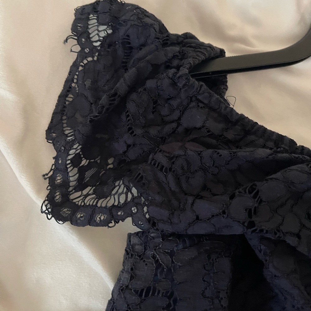 Blue Flutter Sleeve Ruffled Blouse - Picture 3 of 16